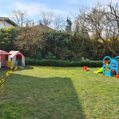 Wir sind oft draußen. Wir sind oft draußen.